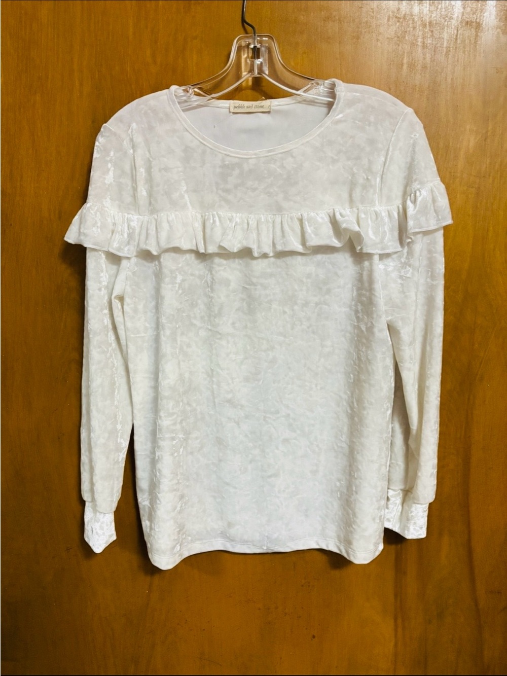 PEBBLE AND STONE, Ruffle White Velvet Long-Sleeve Top, Size Small